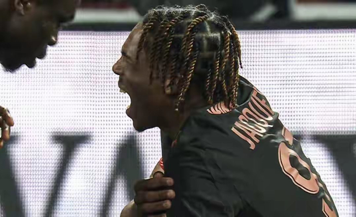 开云官网-利物浦豪赌青春遭重创，错失良将恐留后患|雅凯|后防|格伊|莱奥尼|维吉尔·范迪克_新浪体育_新浪新闻