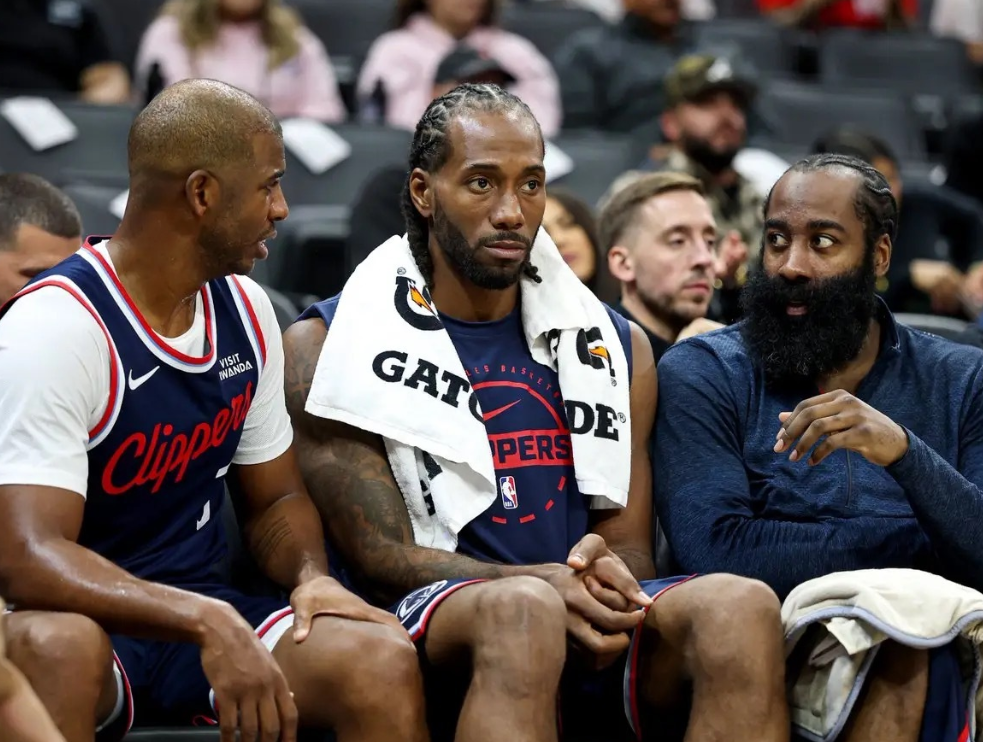 开云官网-从5胜16负，到16胜8负，全联盟找不到下家！NBA传奇球星该退役了