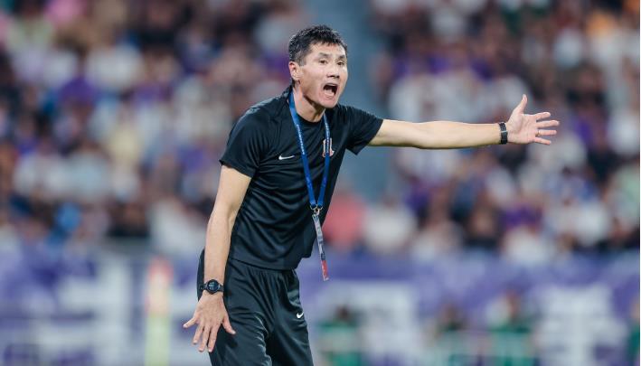 开云App-邵佳一现身河南与玉昆的比赛!三位球员或进入考察名单,引发热议